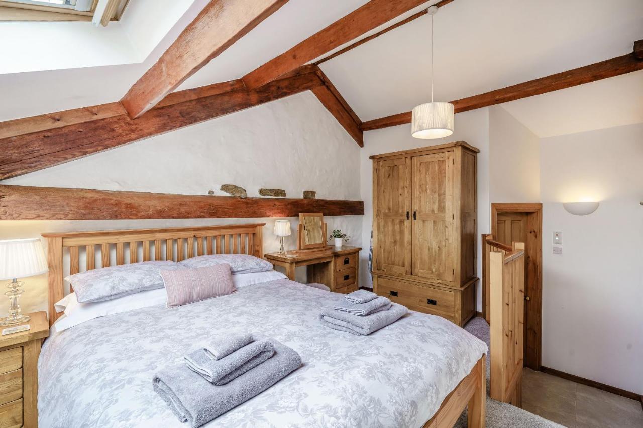 Holiday home Ingleborough View